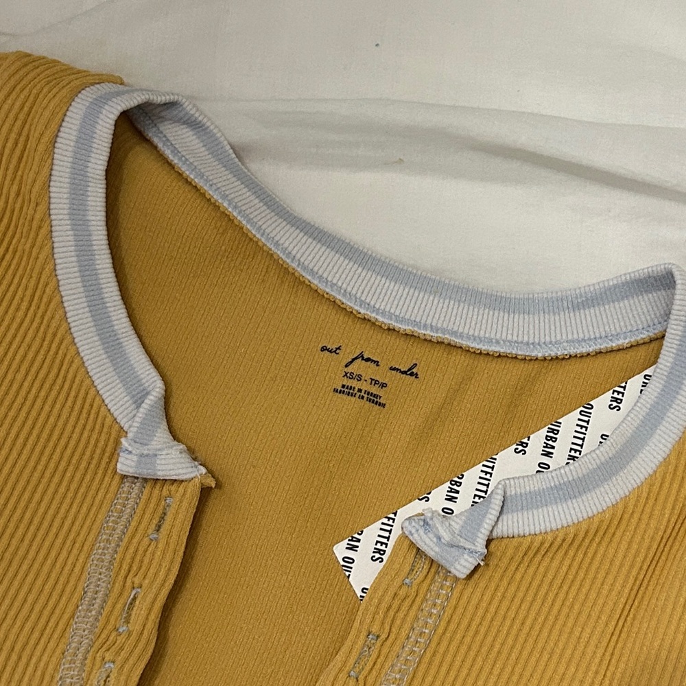 NWT UO Go for Gold XS / S Out From Under Urban Outfitters - Picture 6 of 6